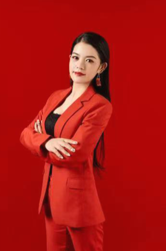 制片人、总导演 赵四方